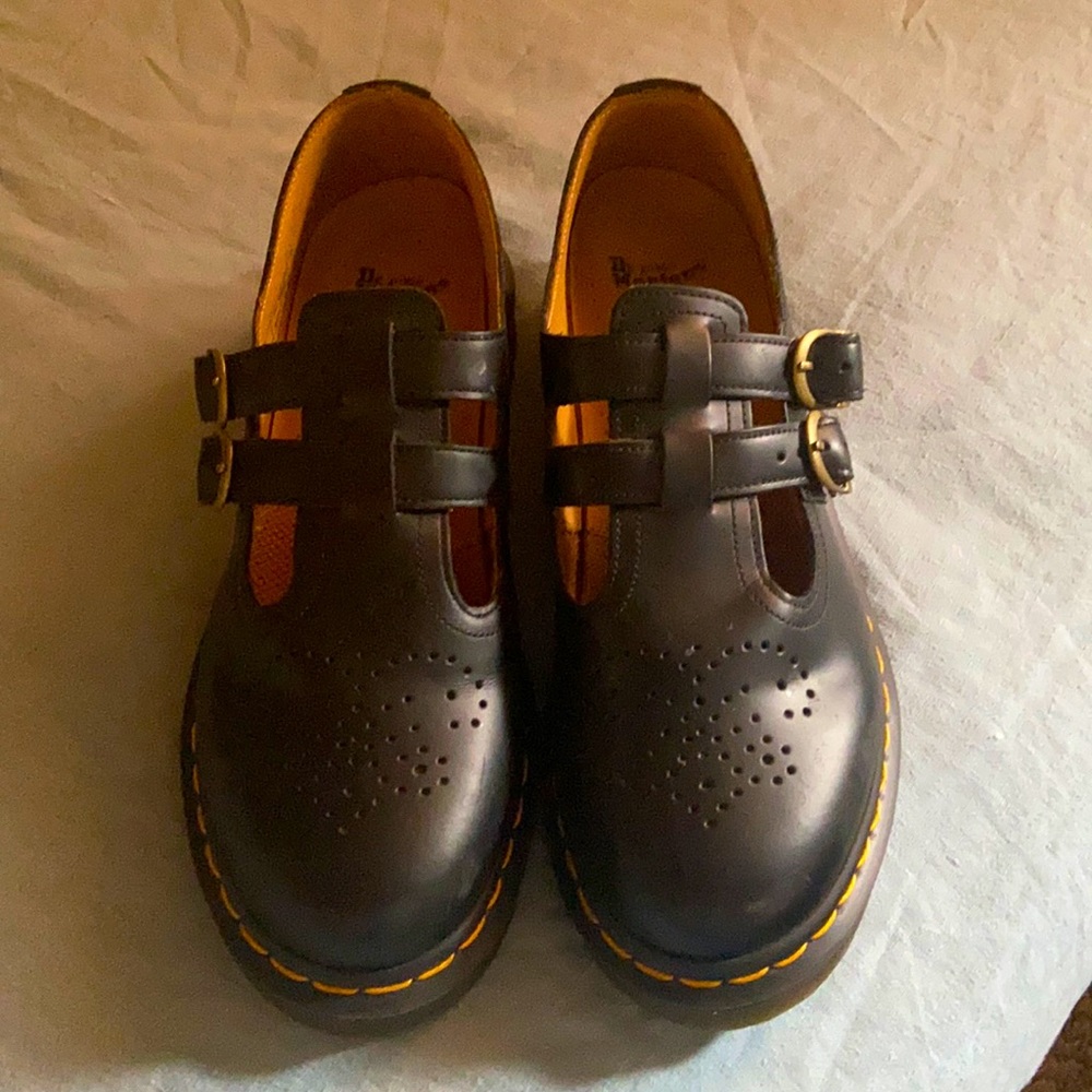 Doc Marten Mary Janes US 9 UK 7 dr. Martens